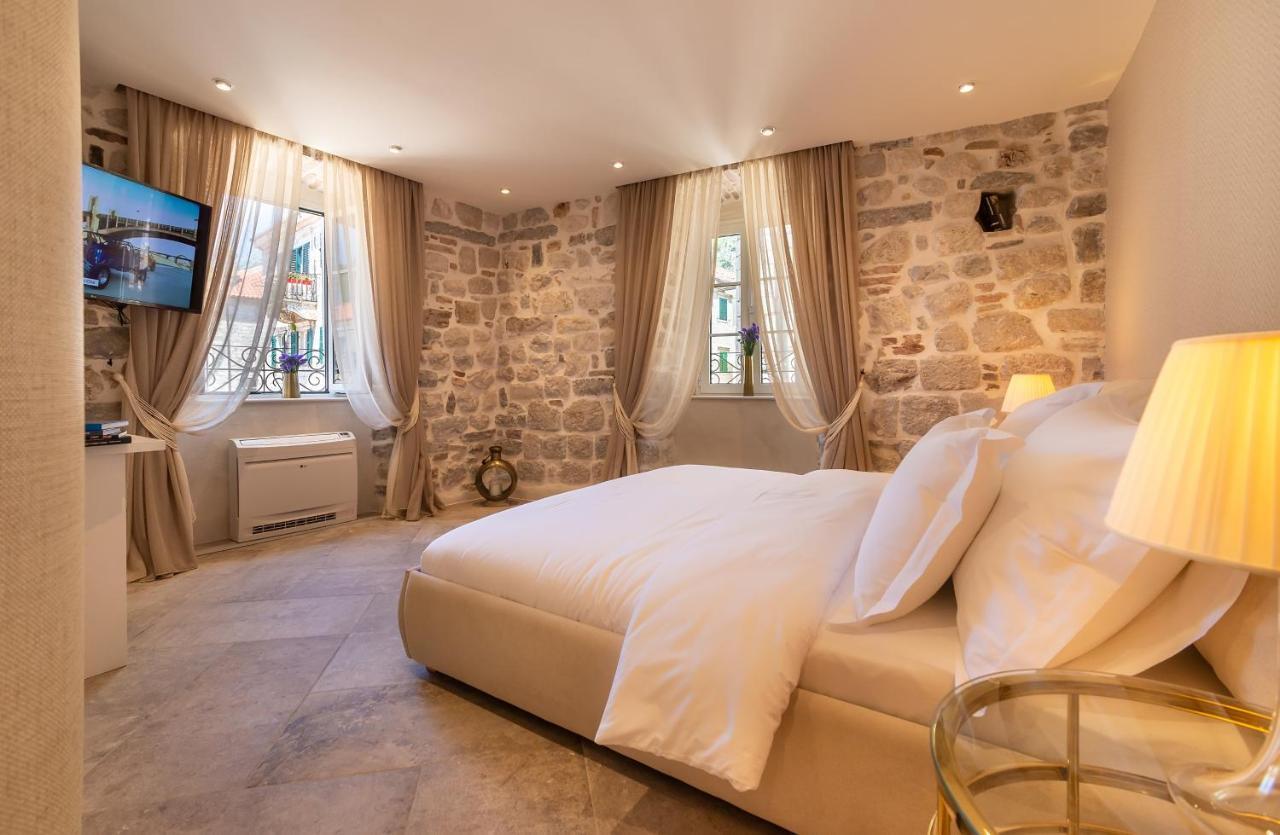 Apartments Hun Kotor Exteriér fotografie