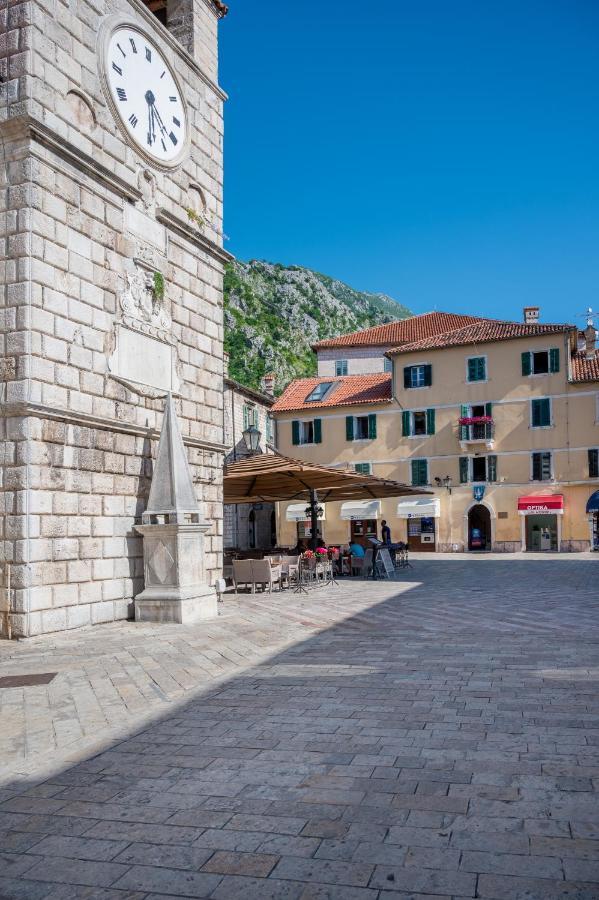 Apartments Hun Kotor Exteriér fotografie